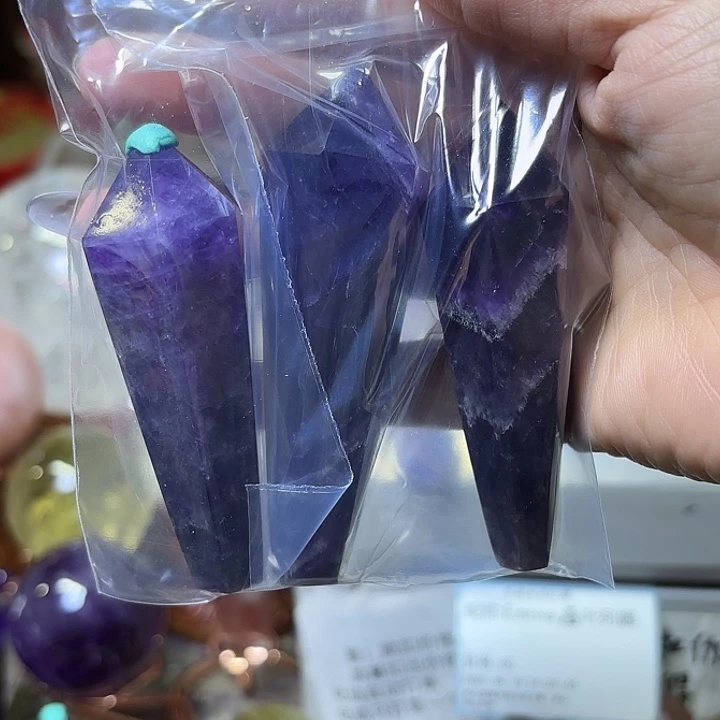 Е***娜未镶嵌珠宝半成品水晶