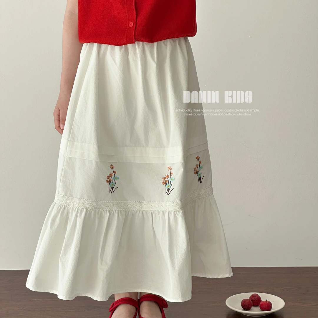 【嗒囜】女童25春季新款时尚百搭半裙儿童文艺刺绣松紧腰长款半身裙