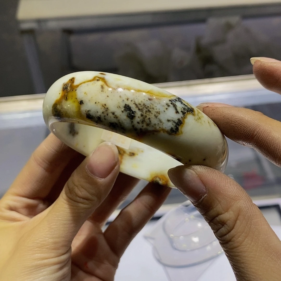 蛇纹石玉未镶嵌其他205