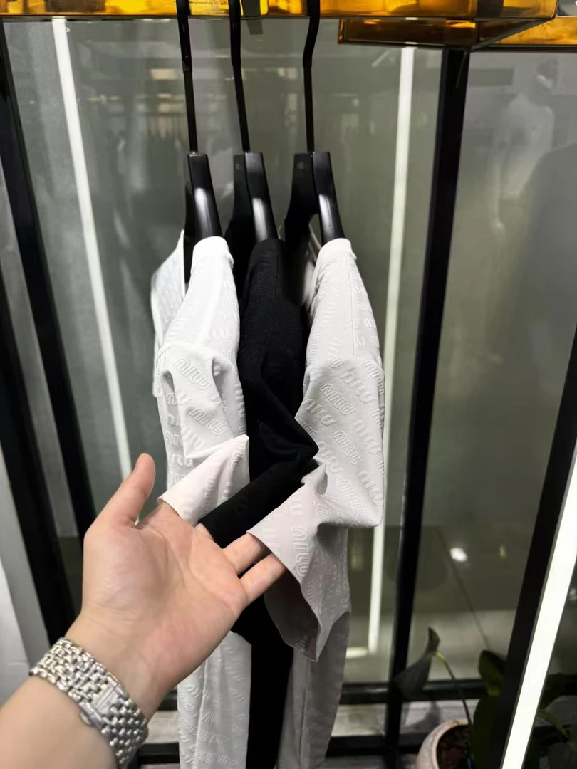 夏季新款短袖T恤男士百搭休闲设计感高品质T恤男款圆领时尚春夏款