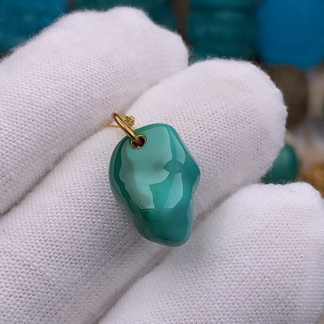 未镶嵌南红玛瑙珠宝奇石