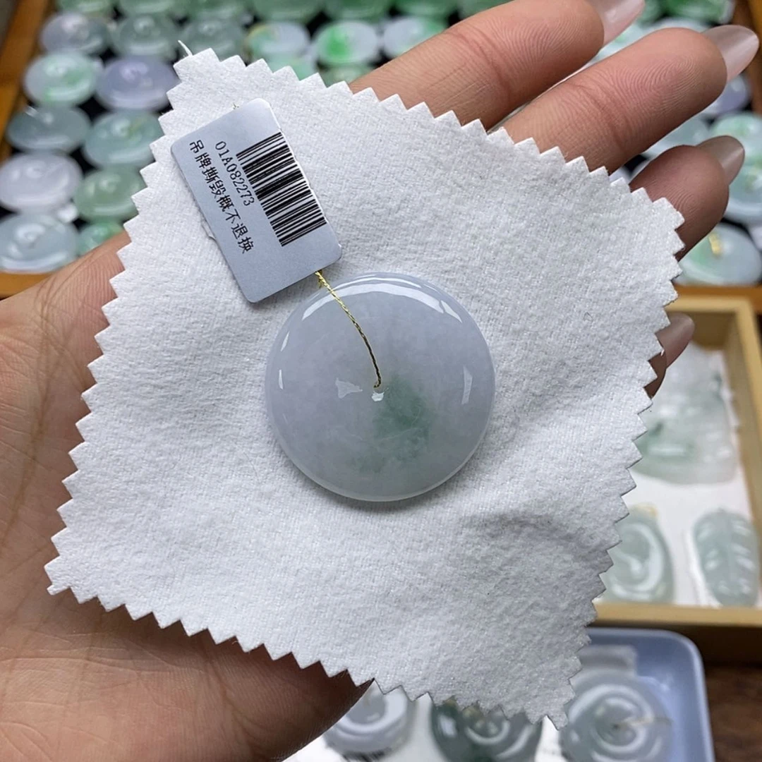 【闪购商品】翡翠颈饰未镶嵌平安扣