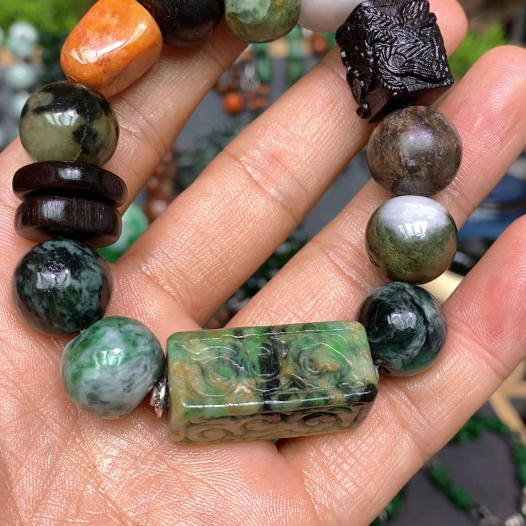 翡翠手链未镶嵌漂亮美眉