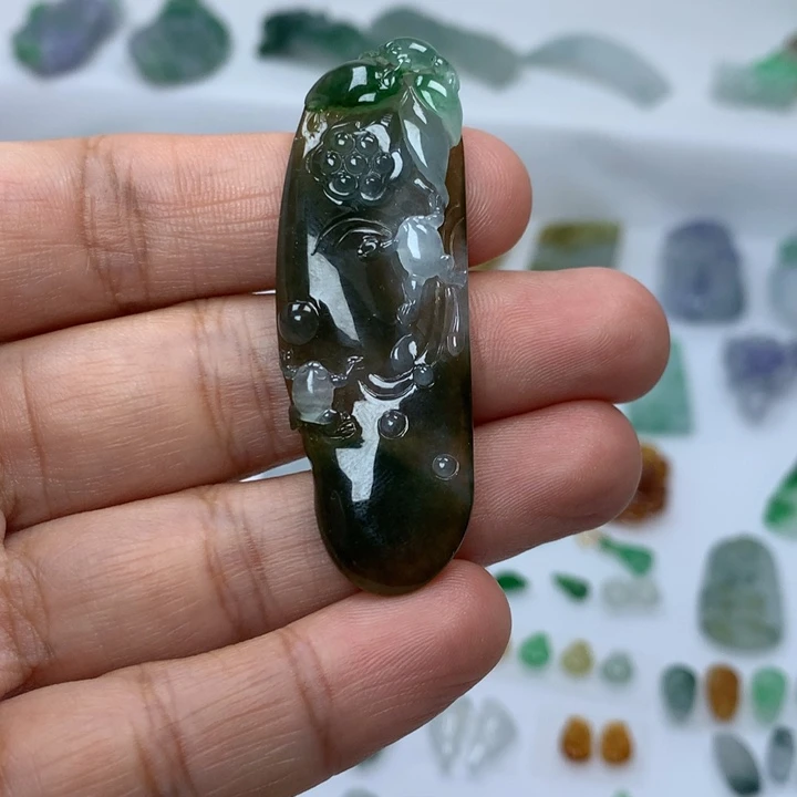 翡翠未镶嵌吊坠(不含链)
