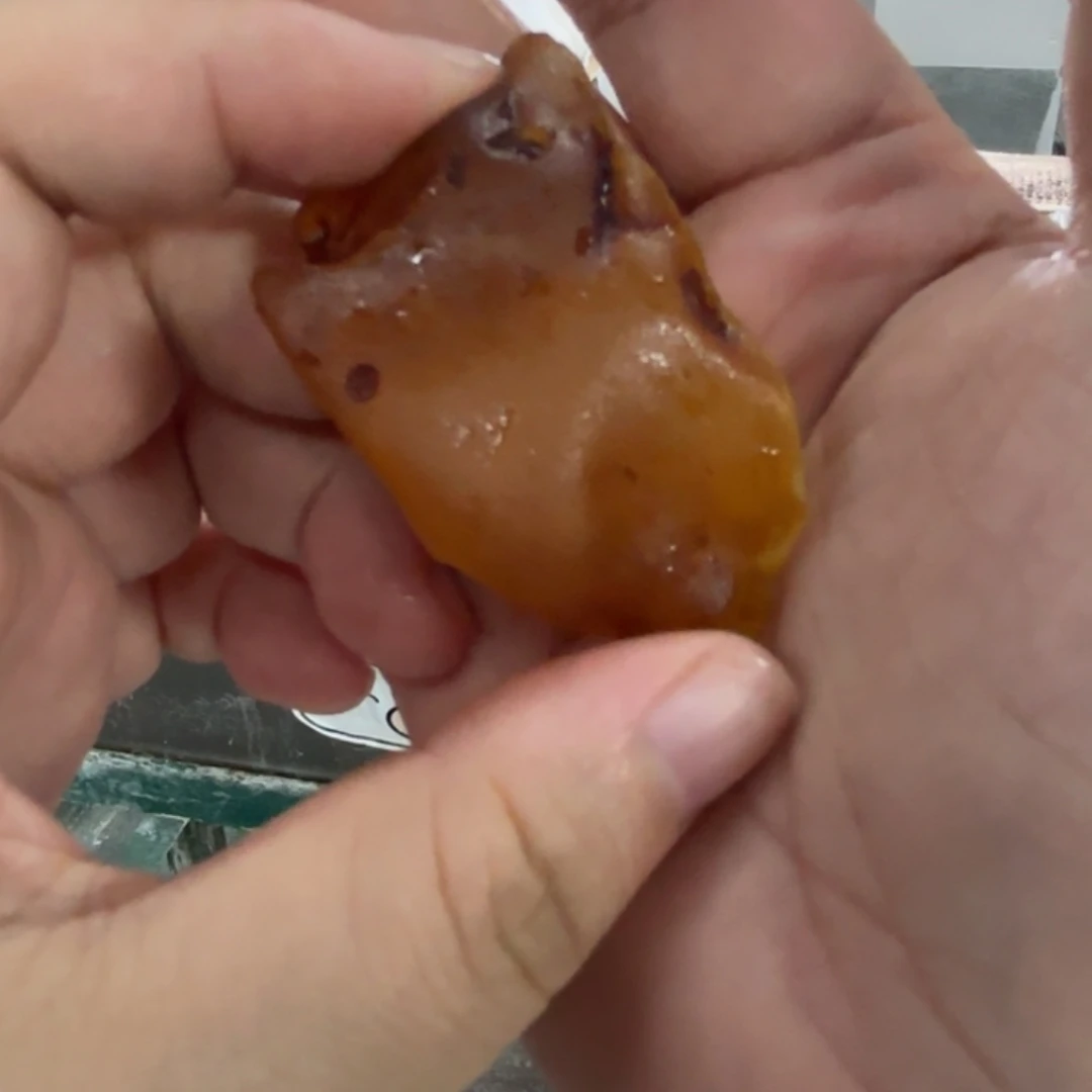 沙***莎定制琥珀未镶嵌蜜蜡