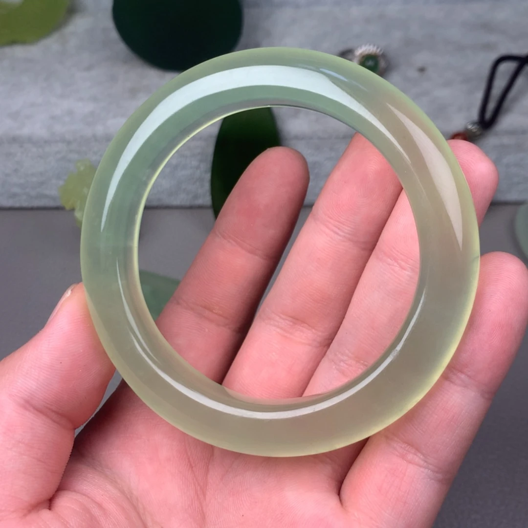 【闪购商品】未镶嵌蛇纹石玉岫玉60