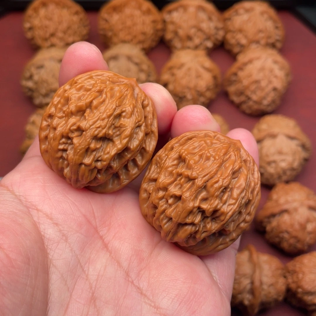 文玩核桃把件35圆肚麦穗虎