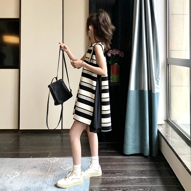 小众设计感条纹拼接背心裙女2025新款宽松遮肚子休闲无袖连衣裙