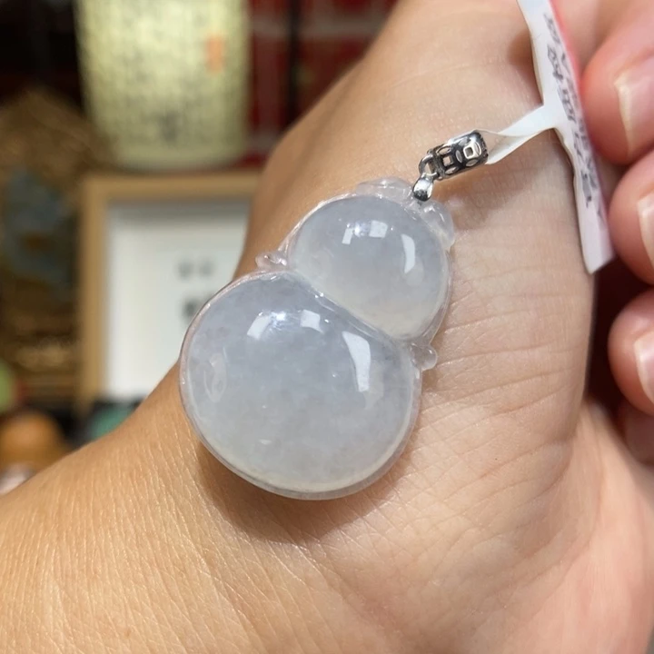 【闪购商品】颈饰18K金镶嵌翡翠40