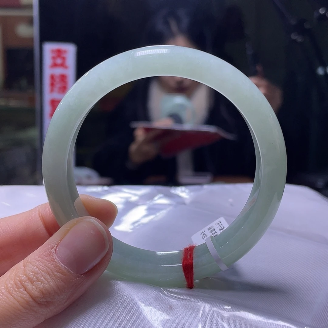 翡翠未镶嵌手镯翡翠手镯