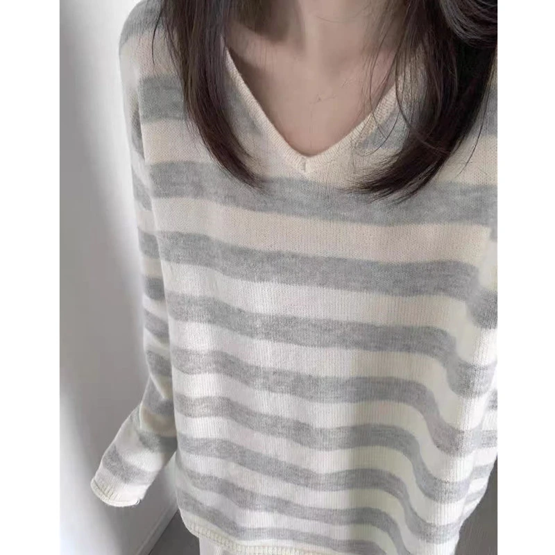 超软糯柔软撞色条纹针织衫V领宽松慵懒显瘦韩系温柔秋季毛衣上衣