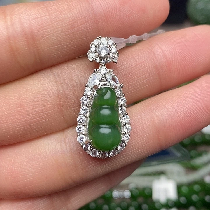 和田玉银S925镶嵌颈饰