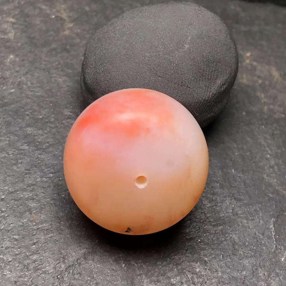 天然原矿南红墩子老型，直径22.7厚16.7毫米