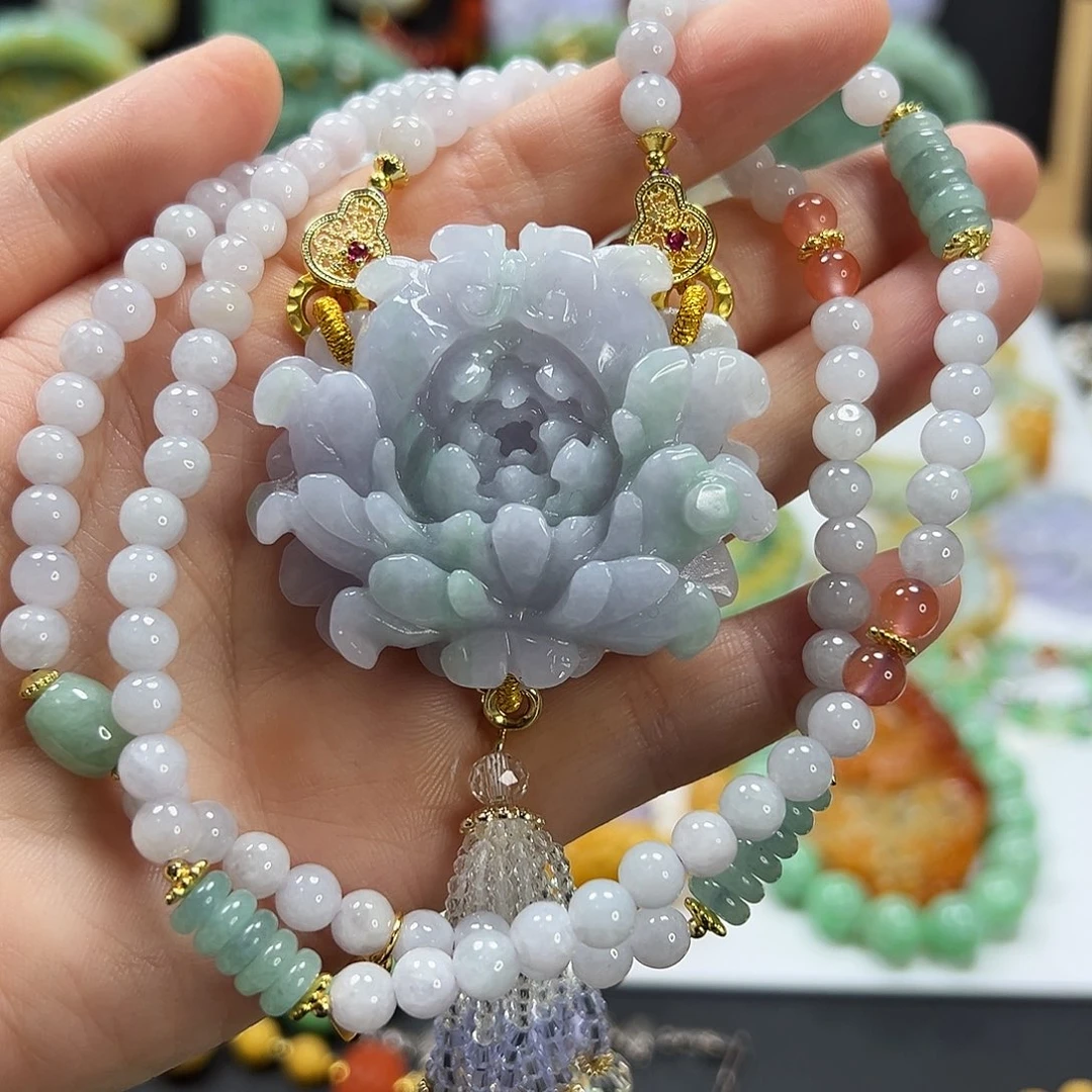 翡翠未镶嵌颈饰吊坠