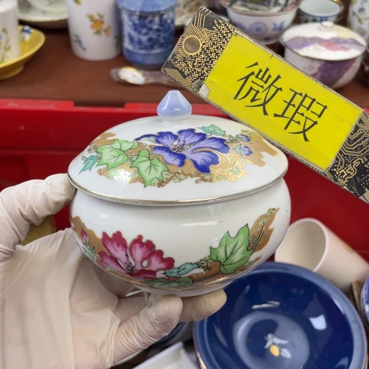 他家瓷器真美…开播的
