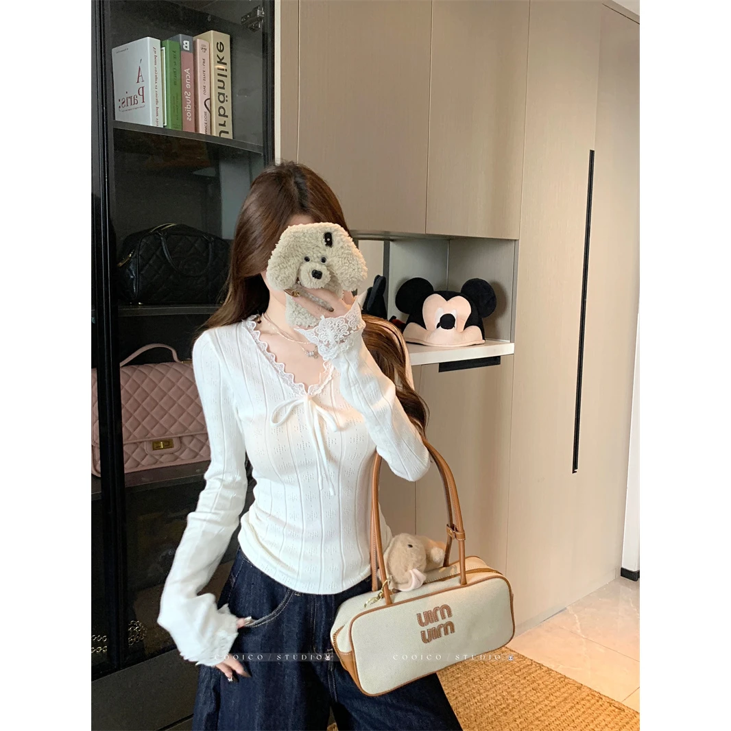 蓝色蕾丝v领长袖针织衫女春季内搭设计感小众法式独特绝美小上衣