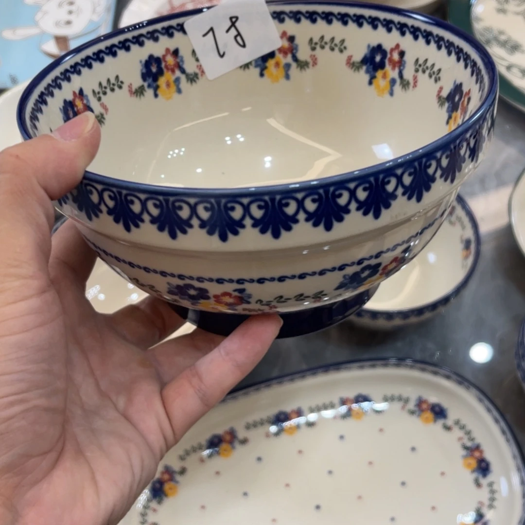 陶瓷微瑕餐具介意勿拍，满18飞！