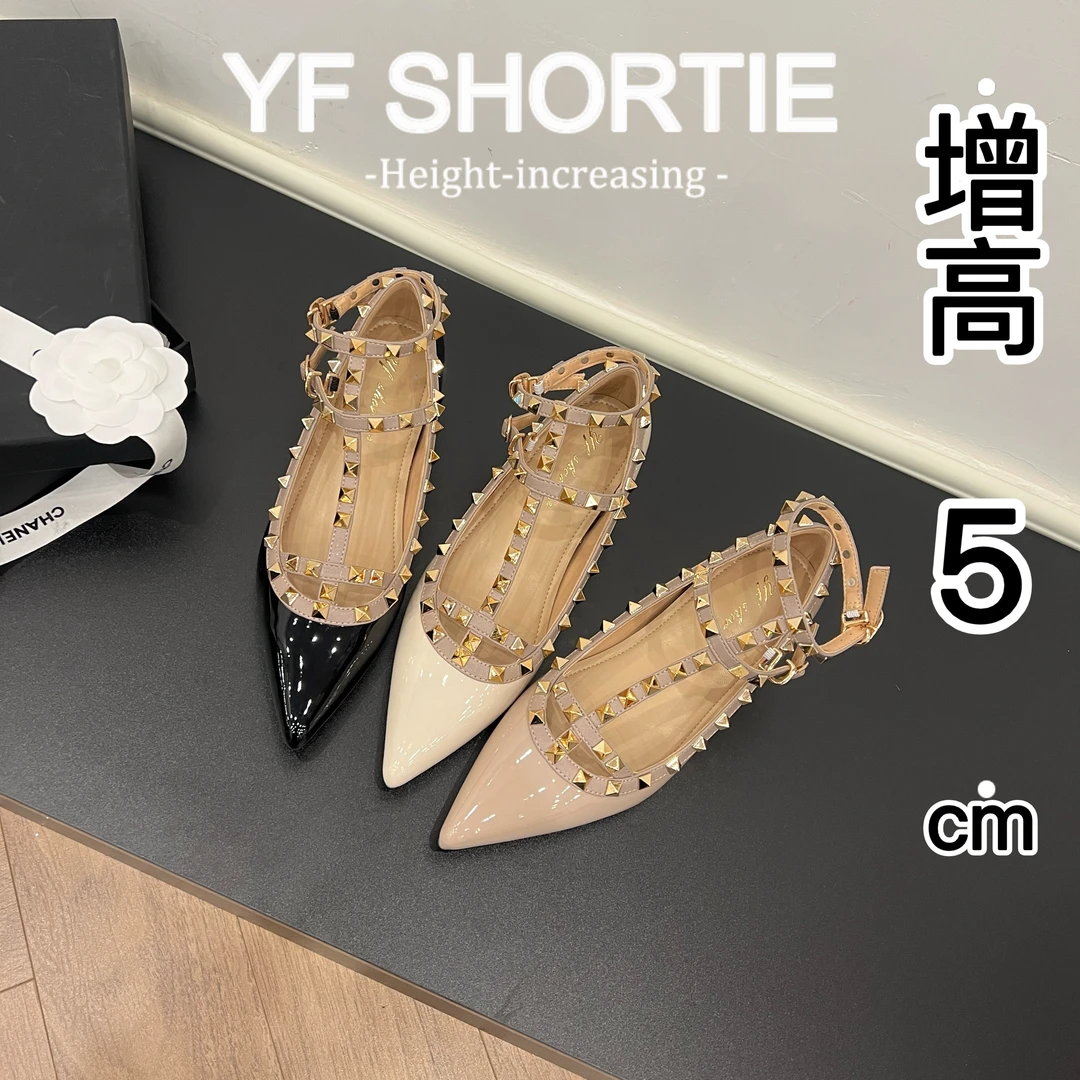 内增高女鞋V家铆钉尖头漆皮单鞋25开春新款性感脚环T型扣带平底鞋