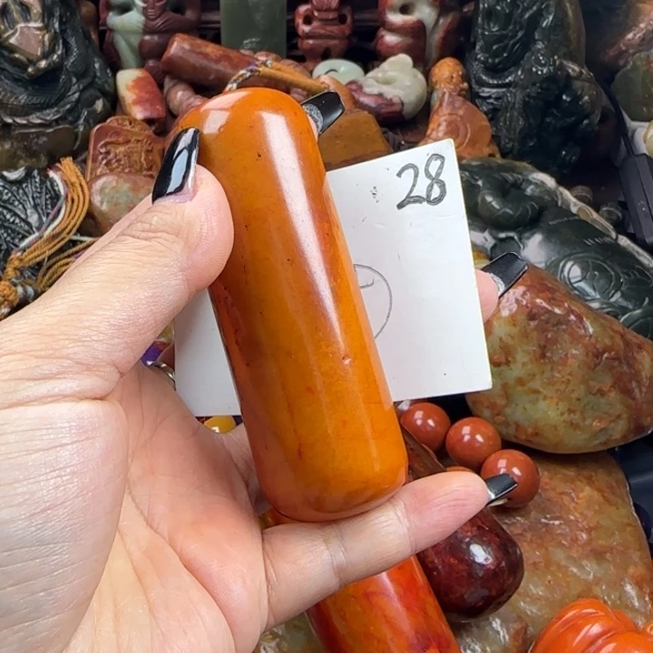 未镶嵌透闪石质玉珠宝奇石