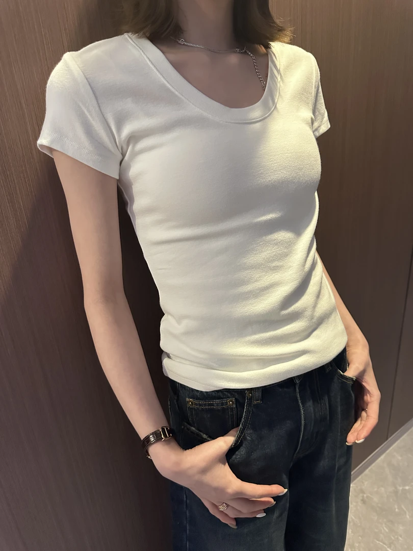 莲的百万 【伦敦U领T】2025年新款简约U型领时尚气质打底T恤