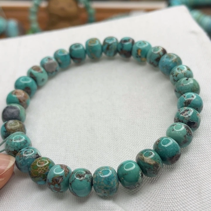 绿松石未镶嵌珠宝