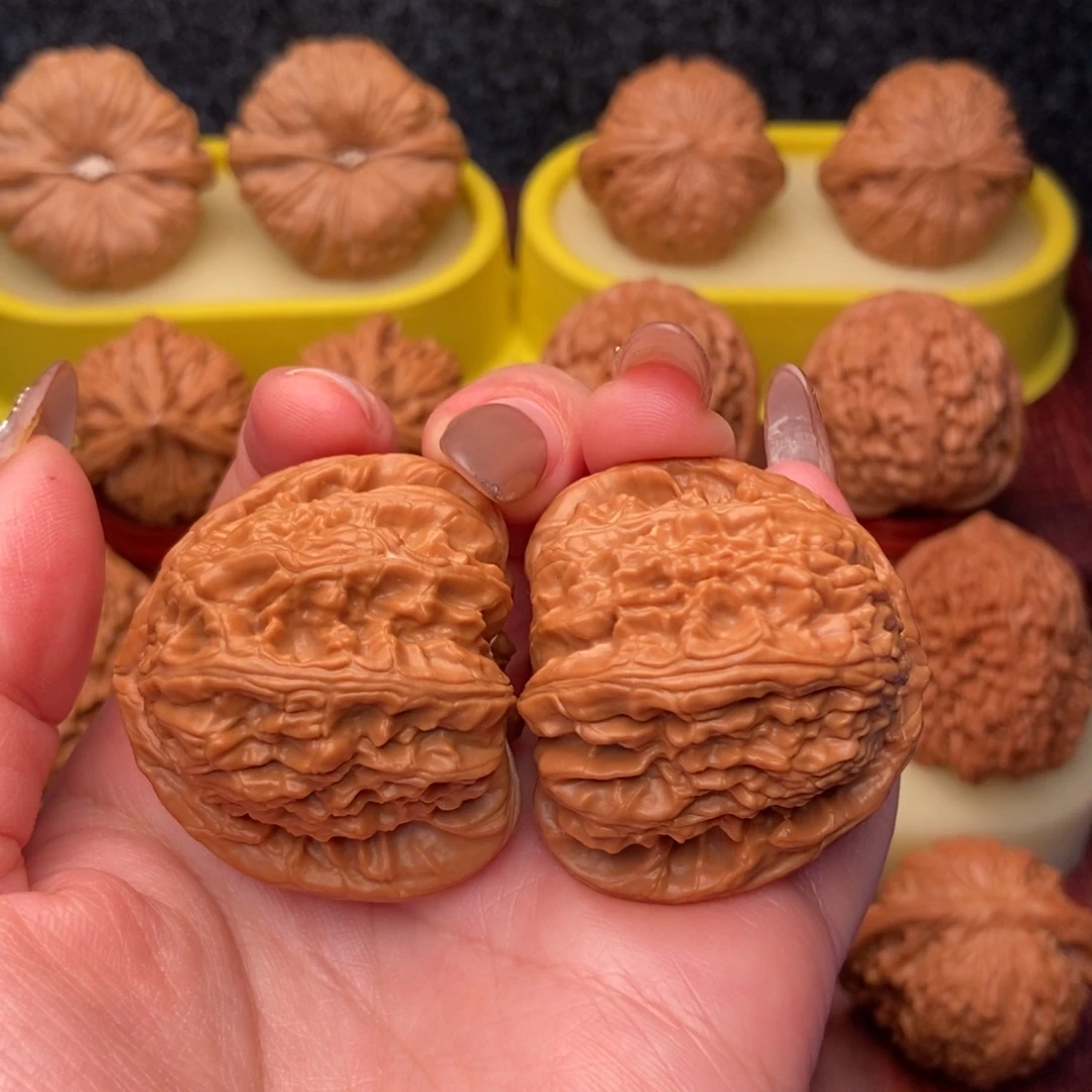 文玩核桃把件41三角白