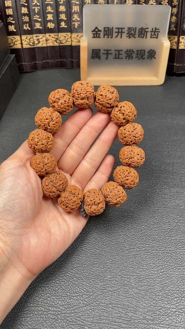 至尊终结者，尼泊尔大金刚。