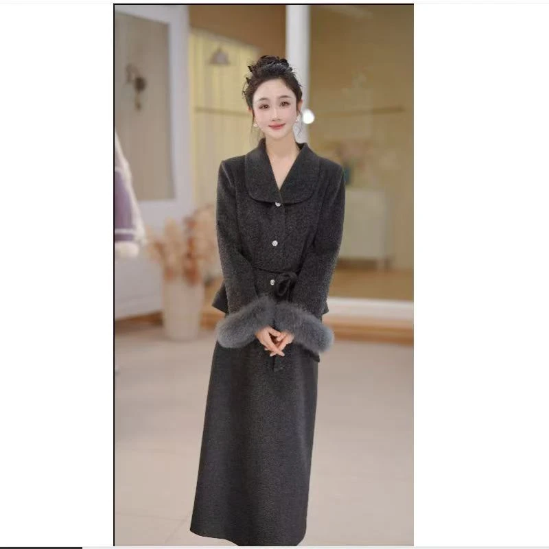 小香风温柔精致羽绒服套装2025年冬季新款女装两件套SXTZY25029