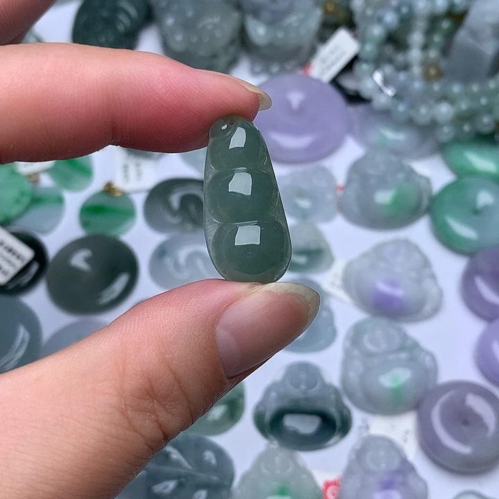 翡翠未镶嵌颈饰天然翡翠