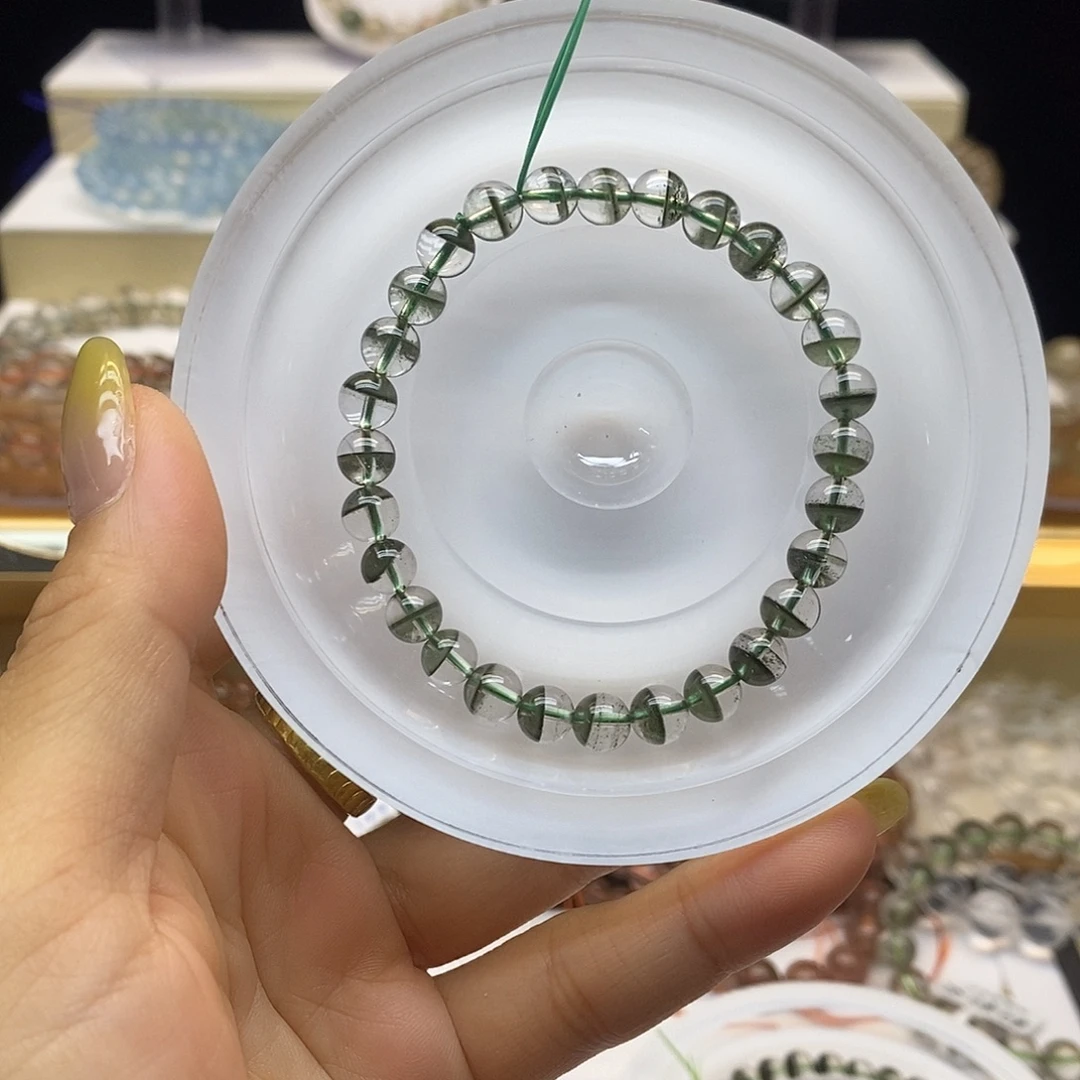 n***i未镶嵌手串水晶57645565444