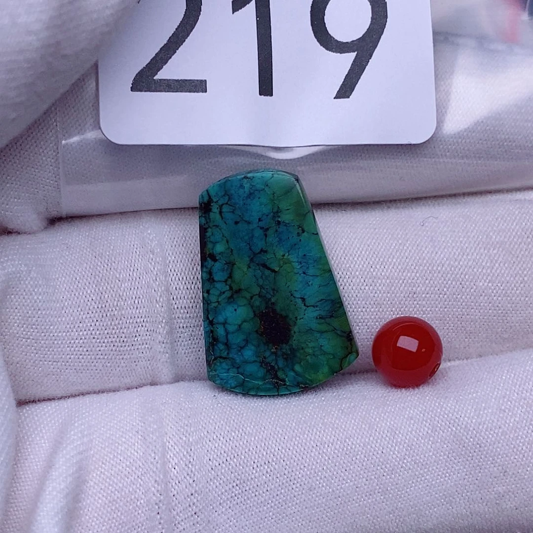 南红玛瑙未镶嵌珠宝半成品