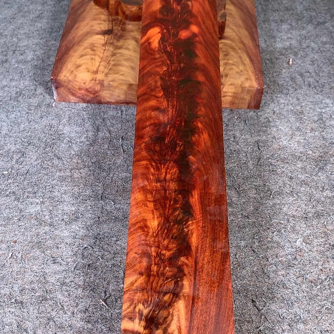 【闪购商品】黄花梨/降香黄檀李**．