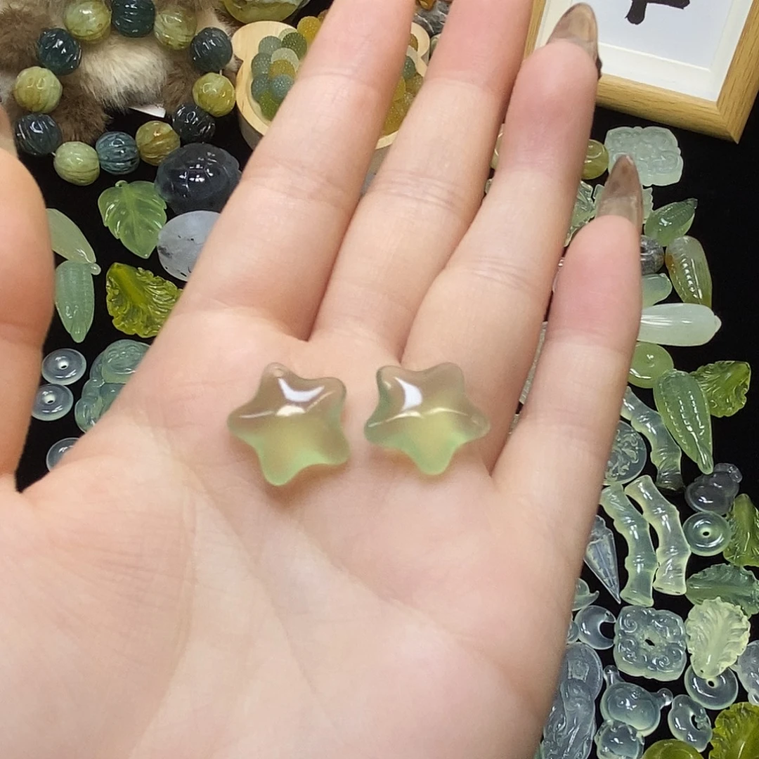 蛇纹石玉未镶嵌颈饰50一对儿