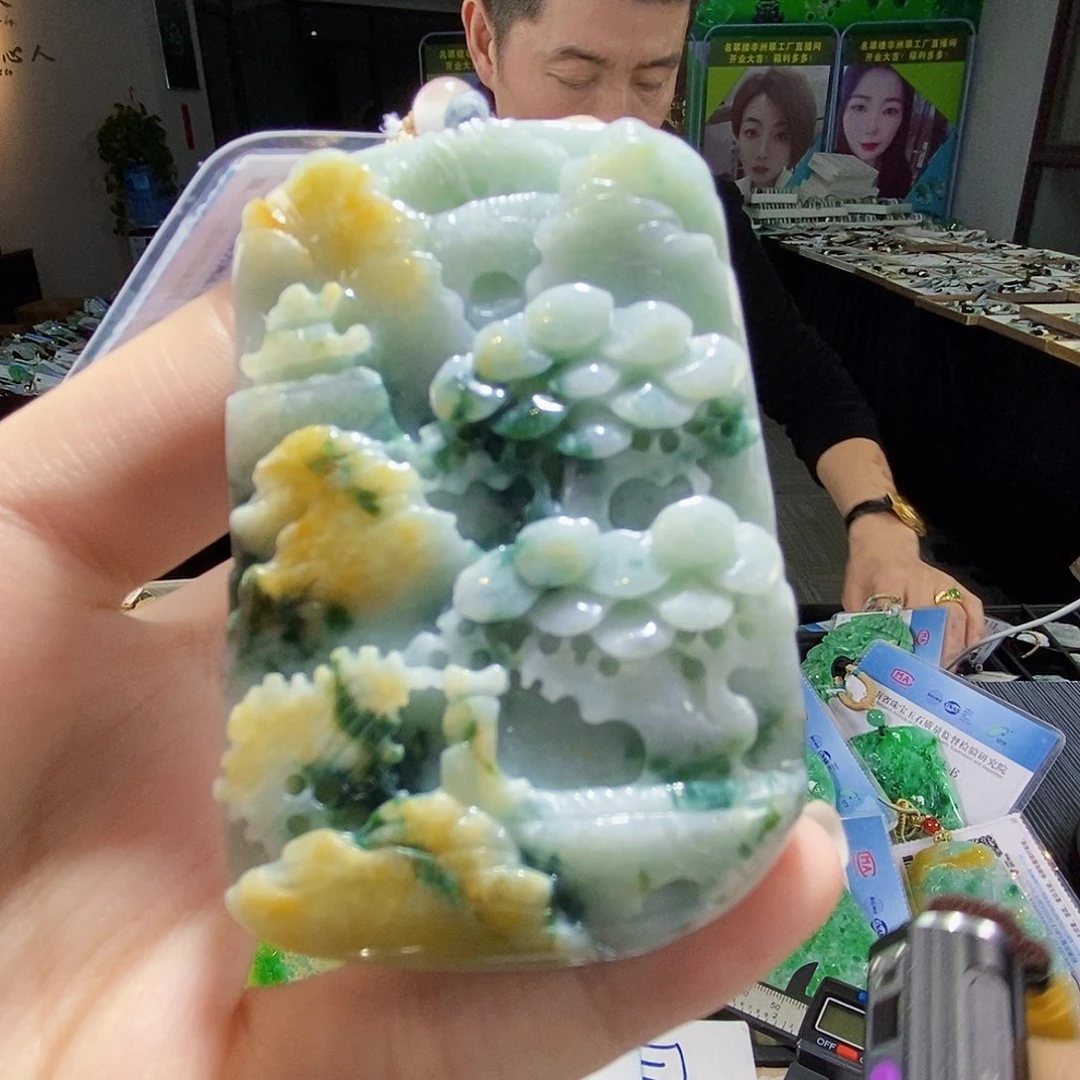 颈饰未镶嵌翡翠翡翠