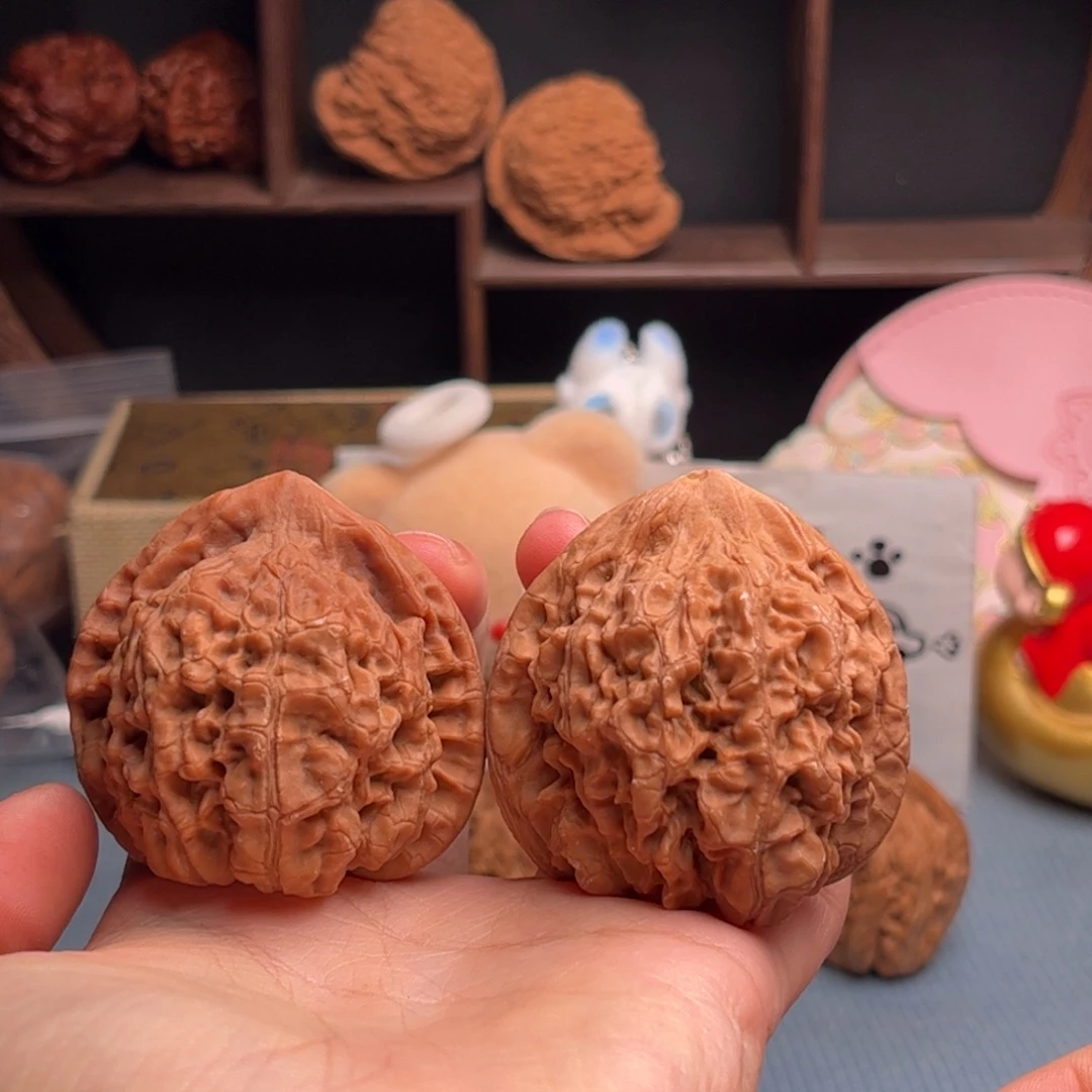 文玩核桃吊坠官帽， 47-43-45 编号902