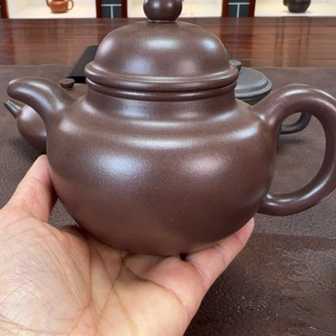 紫砂茶壶和*平寿珍掇球