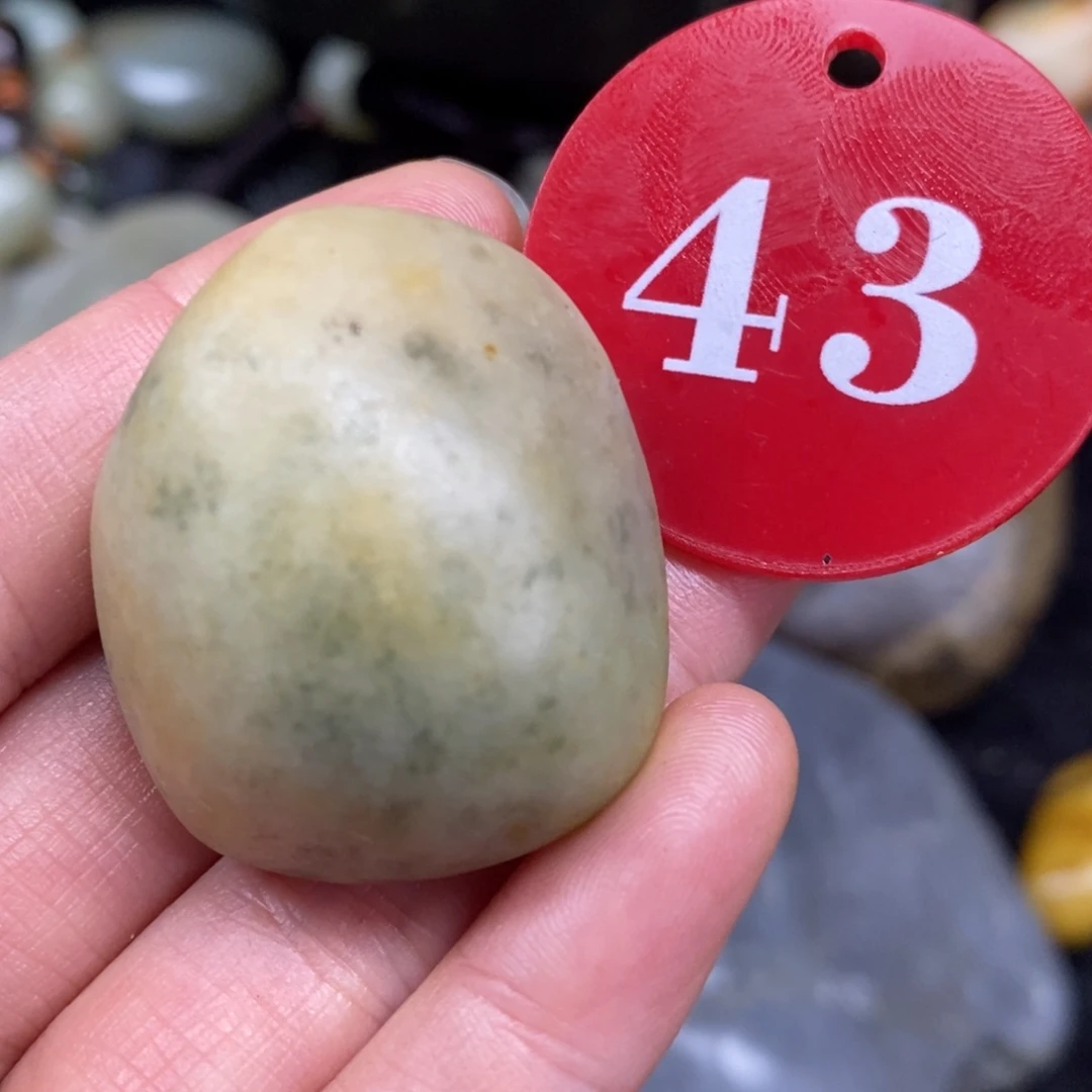 未镶嵌和田玉挂件