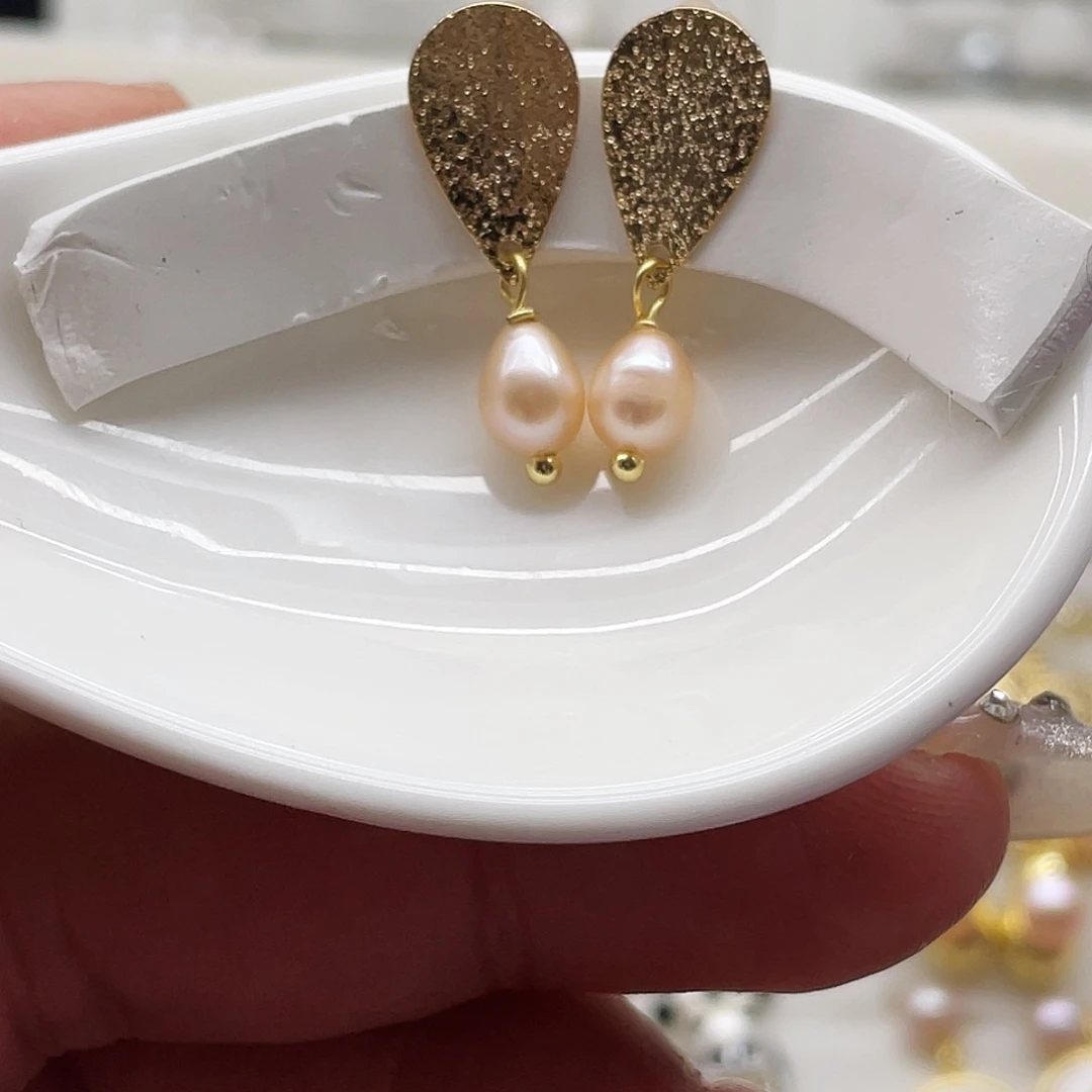 淡水珍珠银S925镶嵌耳饰