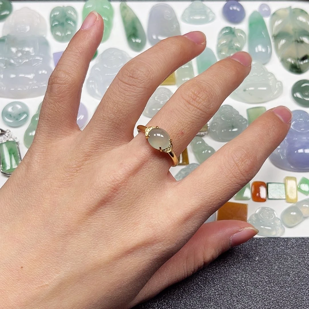 翡翠戒指银S925镶嵌翡翠蛋面戒指