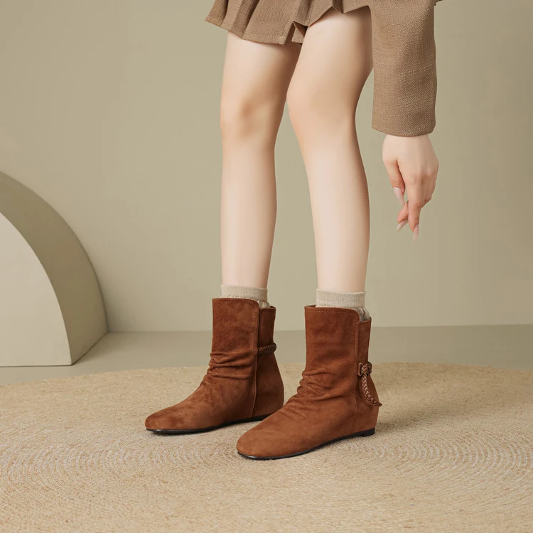 4.5cm 英伦风通勤百搭舒适软底短靴春秋复古简约休闲时尚爆款短靴