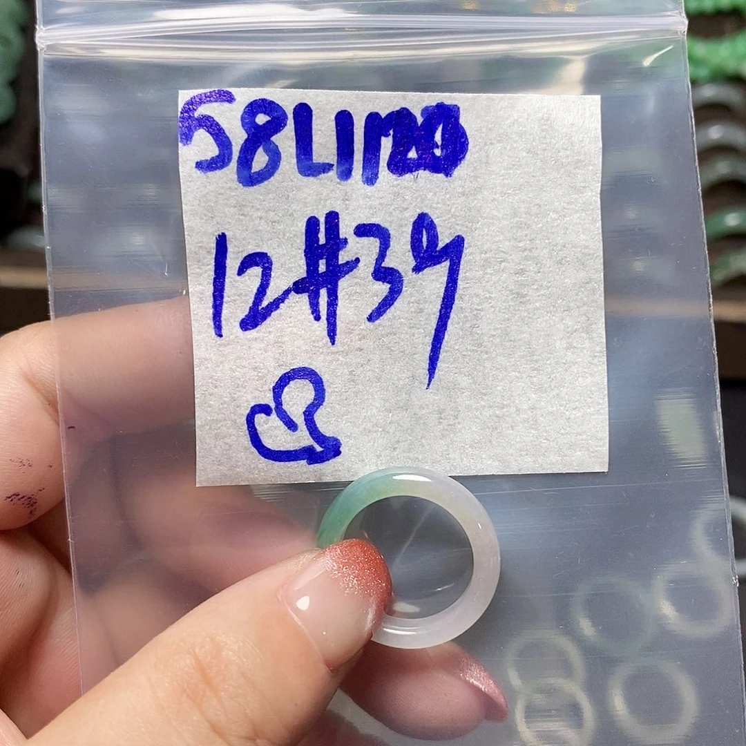 未镶嵌定制翡翠翡翠