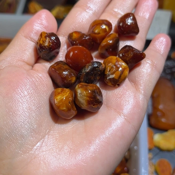 寻***我琥珀未镶嵌颈饰手串