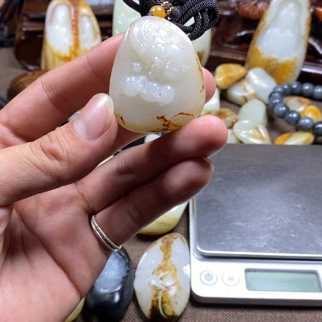 和田玉未镶嵌挂件