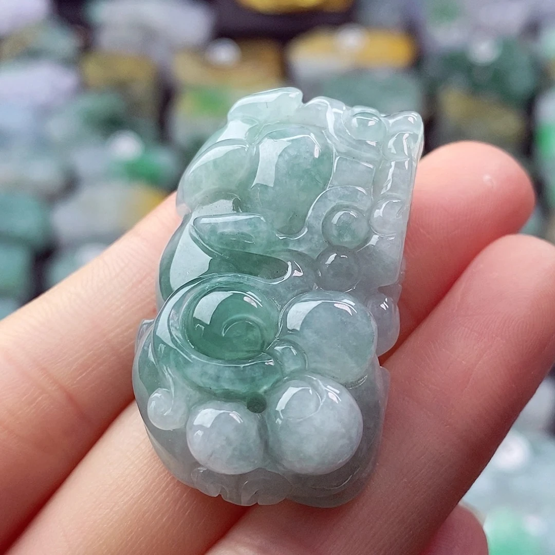 颈饰未镶嵌翡翠天然