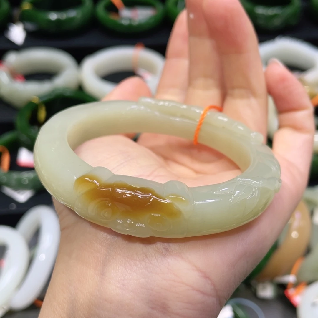 未镶嵌手镯和田玉72