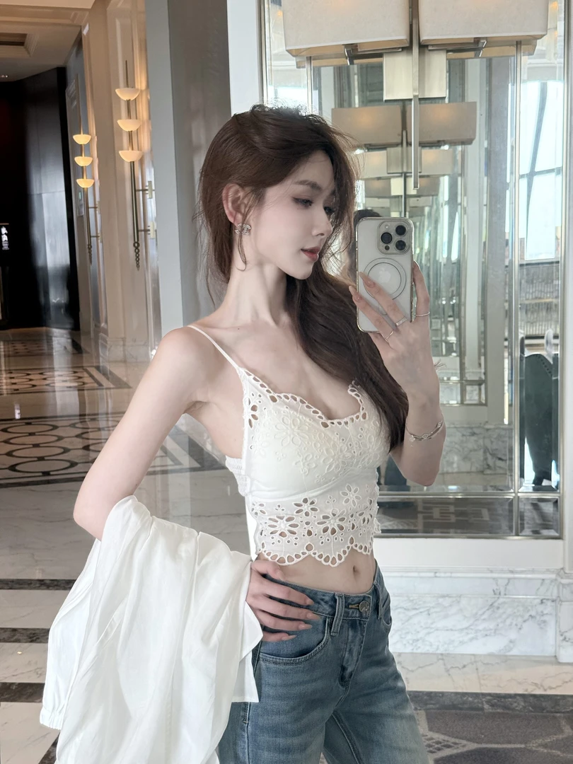 纯欲风钩花蕾丝吊带背心美背外穿显瘦百搭短款上衣