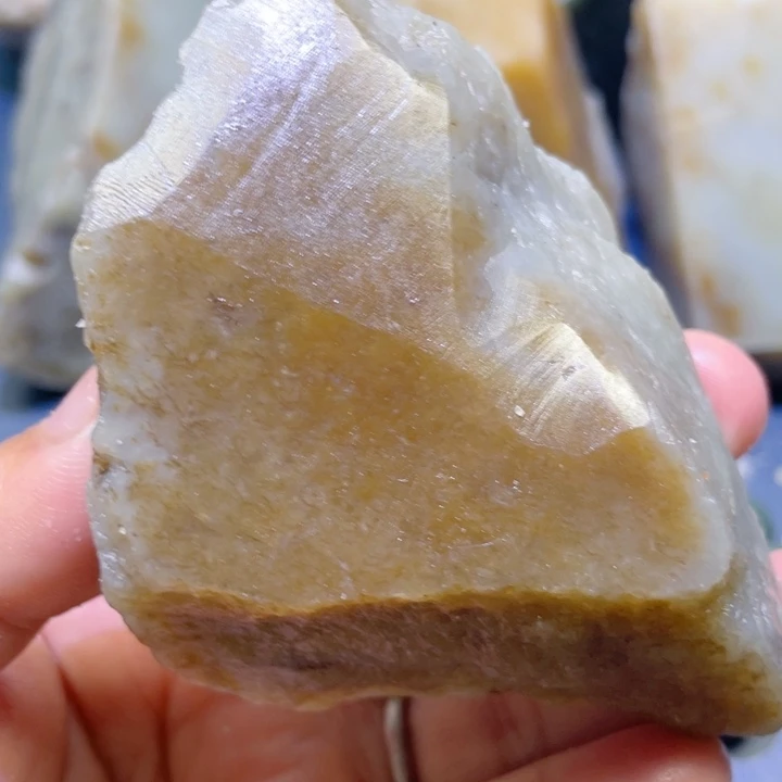 和田玉未镶嵌珠宝半成品