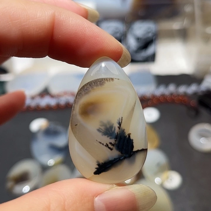 玛瑙/玉髓未镶嵌吊坠(不含链)