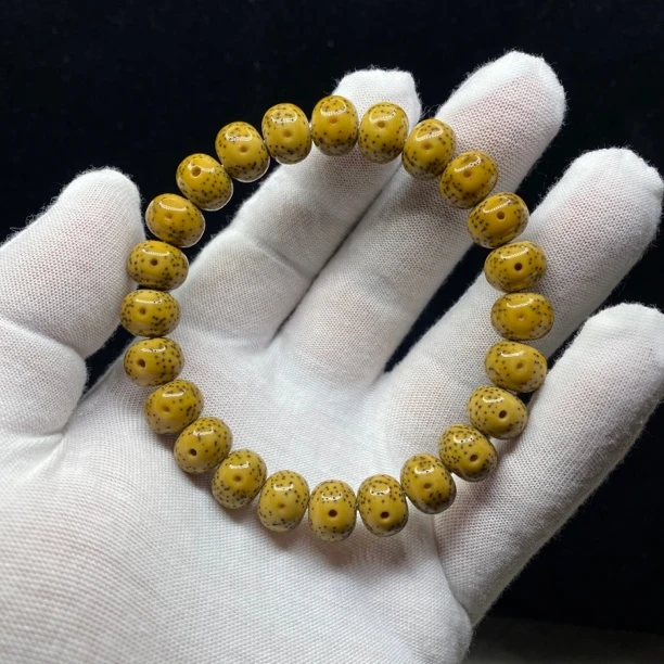 星月菩提10.6x8.6原生态鸡油黄苹果园