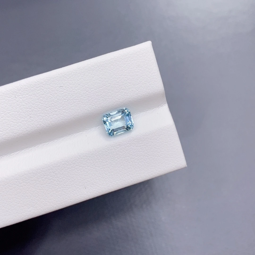 海蓝宝石裸石未镶嵌1.17克拉